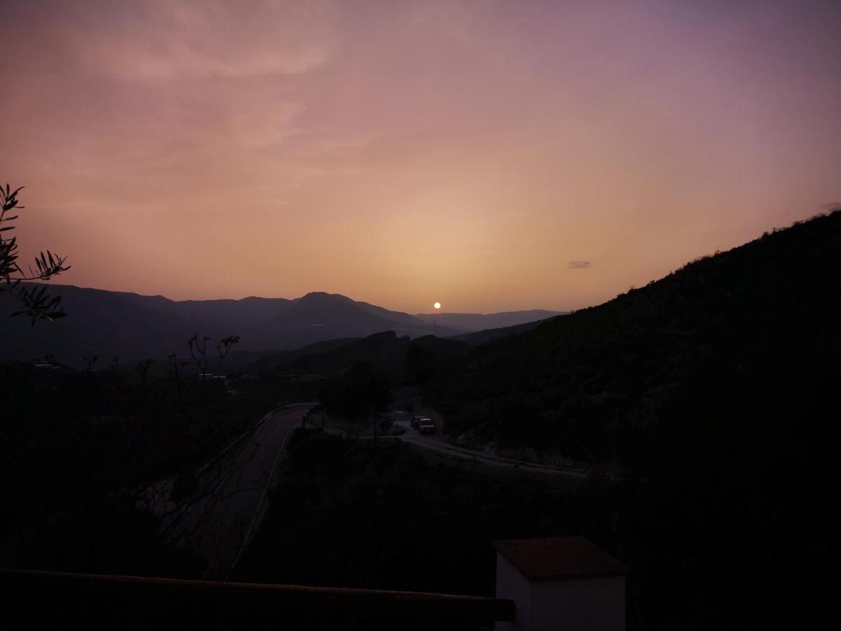 Cortijo Samadhi Guest House Lanjaron Bagian luar foto